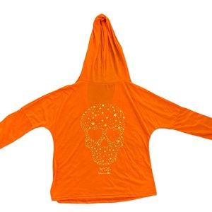 Long sleeve with hood and metallic skull